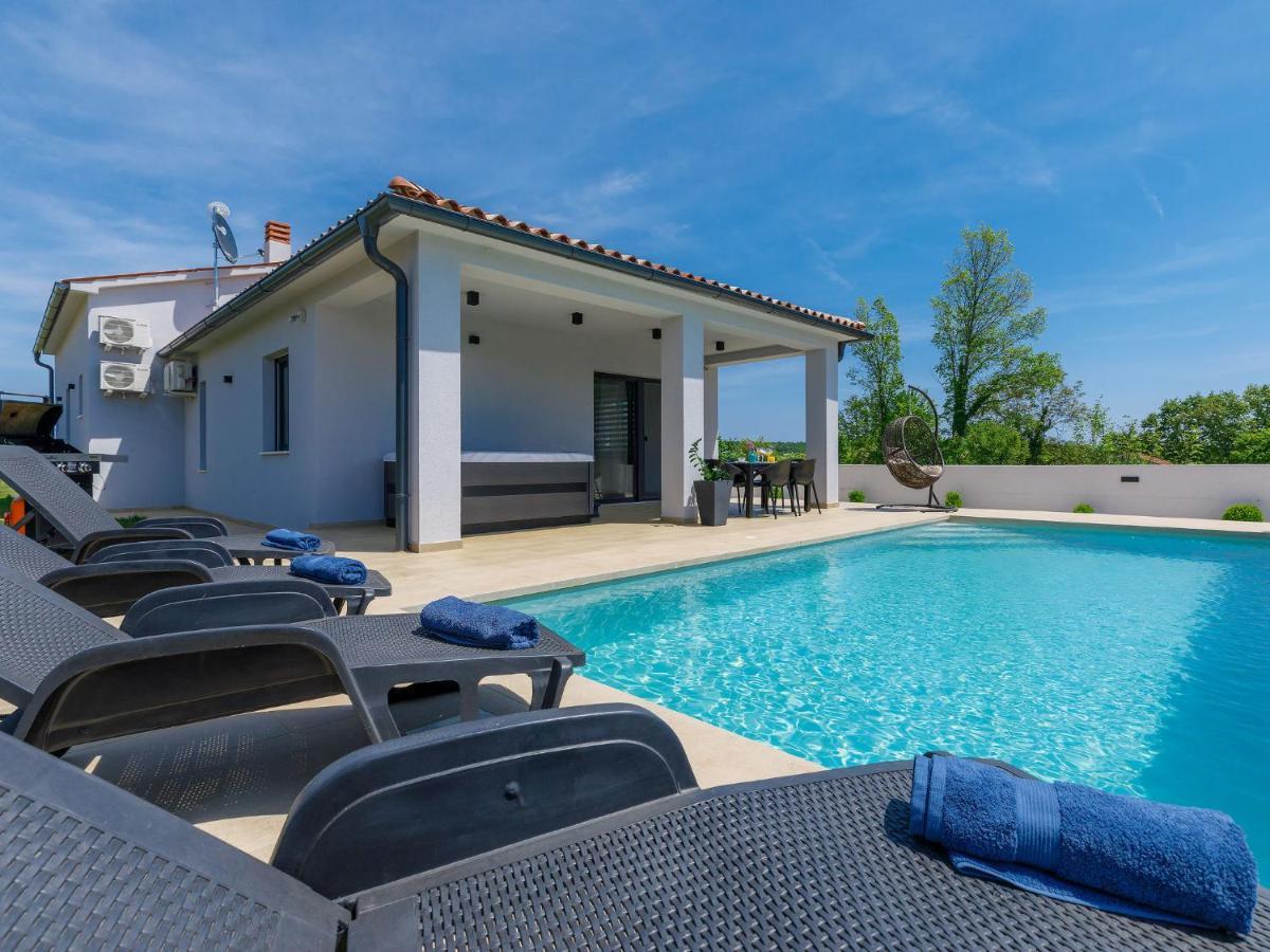Villa Vine By Interhome Marčana 外观 照片